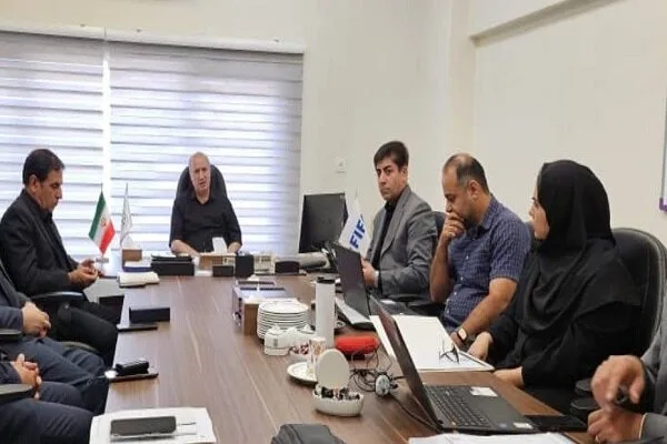 برگزاری نشست برنامه های طرح و توسعه ای مرکز ملی فوتبال با حضور تاج برگزاری نشست برنامه های طرح و توسعه ای مرکز ملی فوتبال با حضور تاج