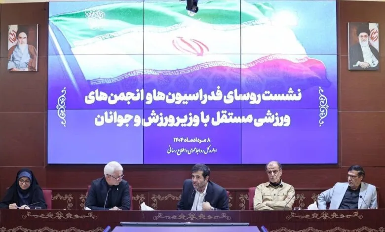 دنیامالی: چسبیده های بی اثر در ورزش باید بروند دنیامالی: چسبیده های بی اثر در ورزش باید بروند